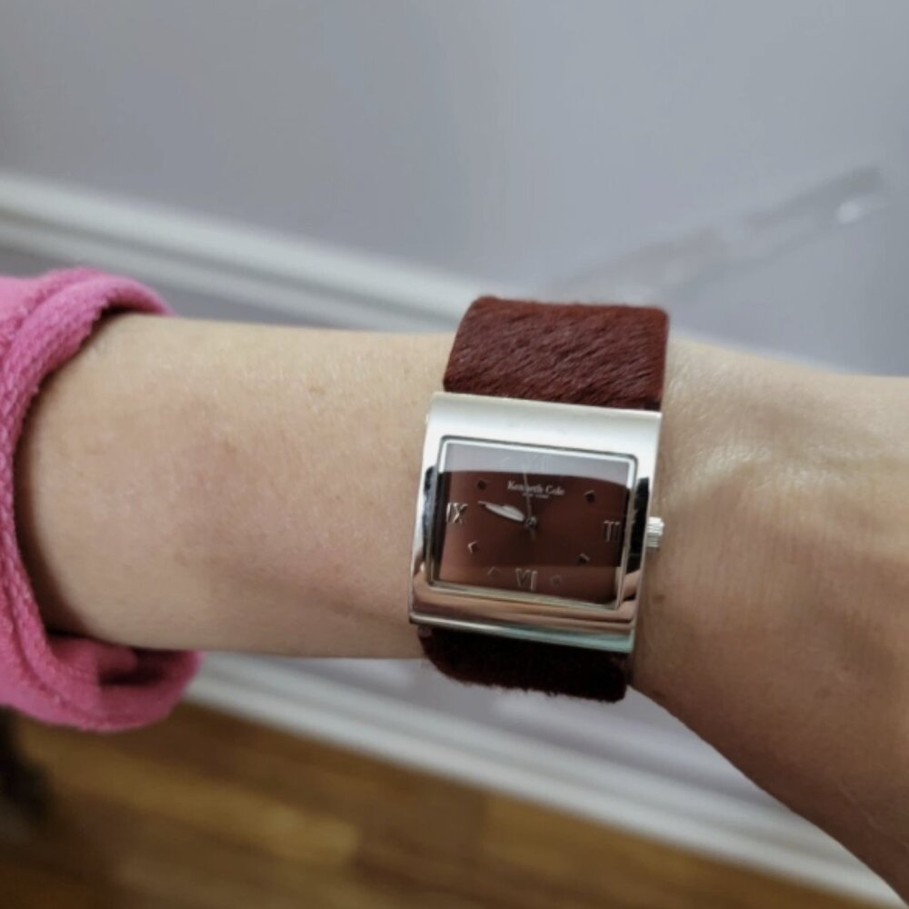 KENNETH COLE WATCH! - Picture 15 of 15